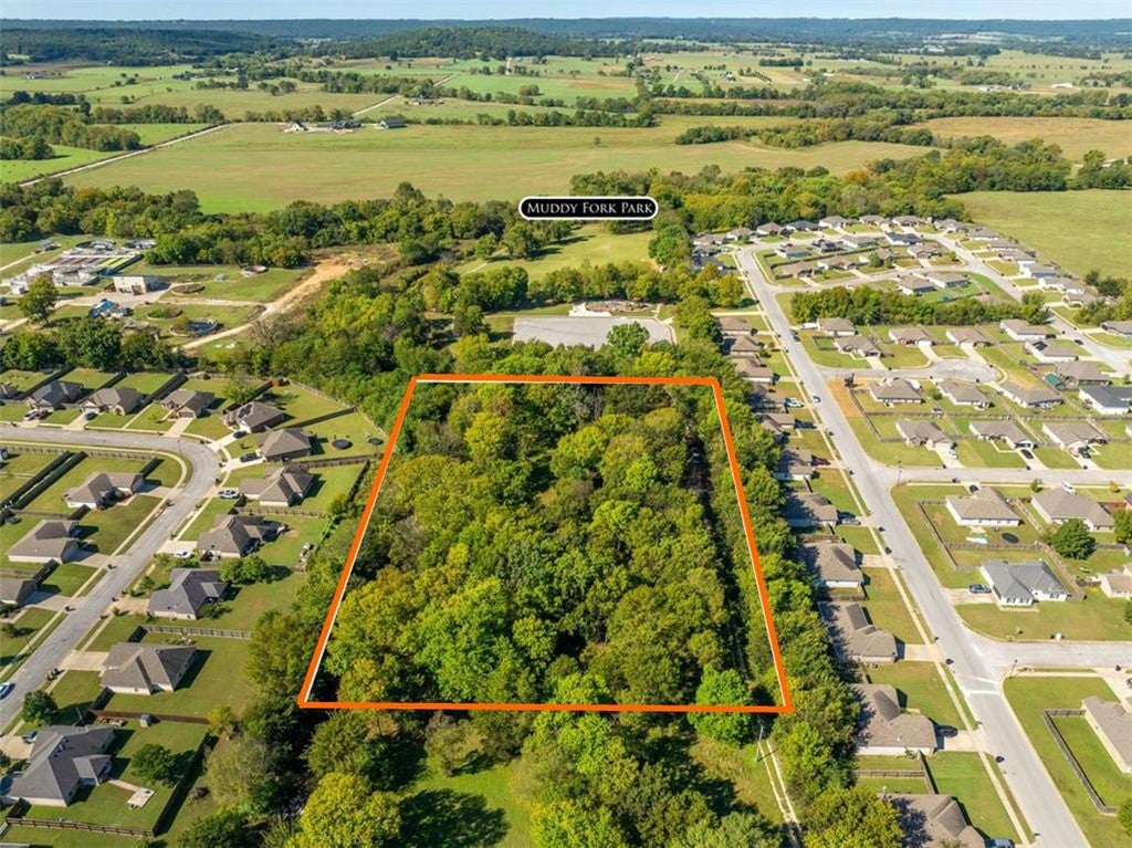 Photo 1 of 12 — 1498 Viney Grove Road, Prairie Grove, AR 72753