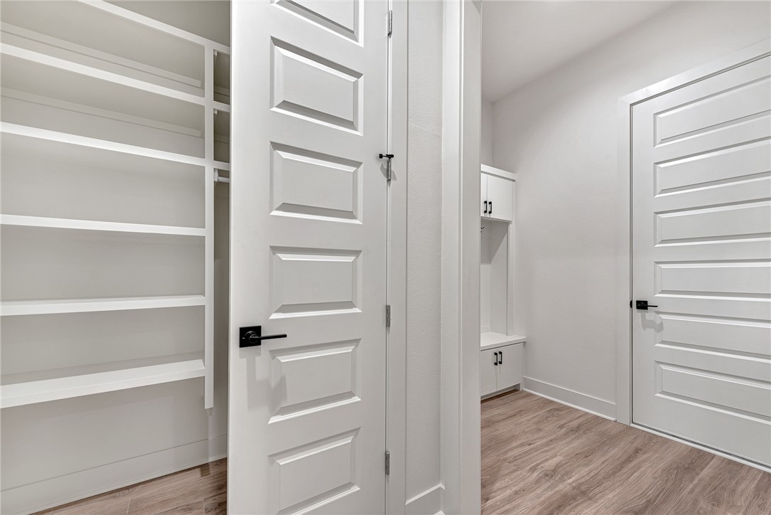 Polson Sub Bentonville - Residential Lease