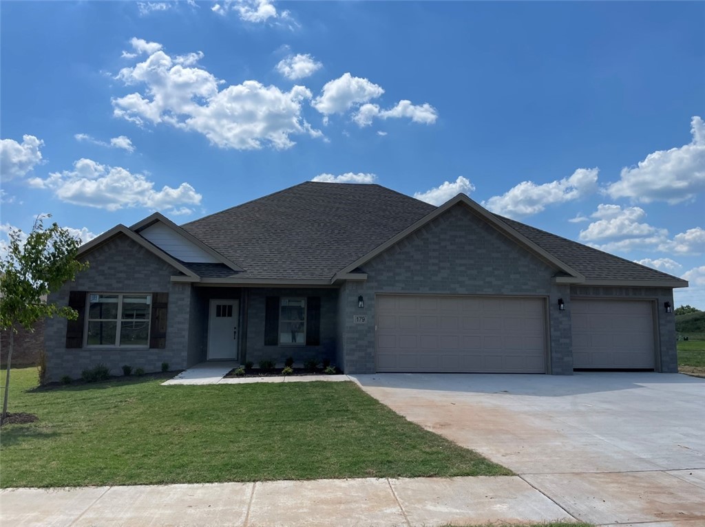 This 4 bedroom, 2 bath all brock home is all on one level. Split bedroom design. Vaulted ceiling with cedar accents and a gas log fireplace in the living room. The kitchen has upgraded cabinetry, granite and countertops, gas range and eat in kitchen.