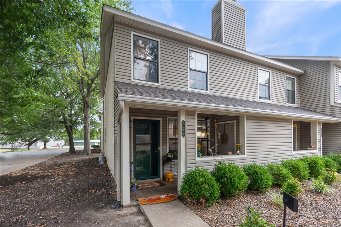 A great location and a great price all in one package!
Come check out this well maintained 2 bed /1.5 bath townhome in a quiet and friendly community in Springdale. With a short drive to anything you would need and only one mile to Tyson headquarters, two miles to Lake Fayetteville or three miles to I 49, this property provides everything at a great price. Whether your looking for your first home, wanting to downsize to something more manageable or just want to add to your investment portfolio, this should be on the list.
New HVAC in 2020, new LVP flooring throughout the downstairs and in the bathrooms in 2021, and new appliances in 2022. From the covered front porch where you can enjoy those rainy days to the wood burning fireplace for the cooler evenings, this is a must see. Prices like this do not last long. Don't let this one get away!