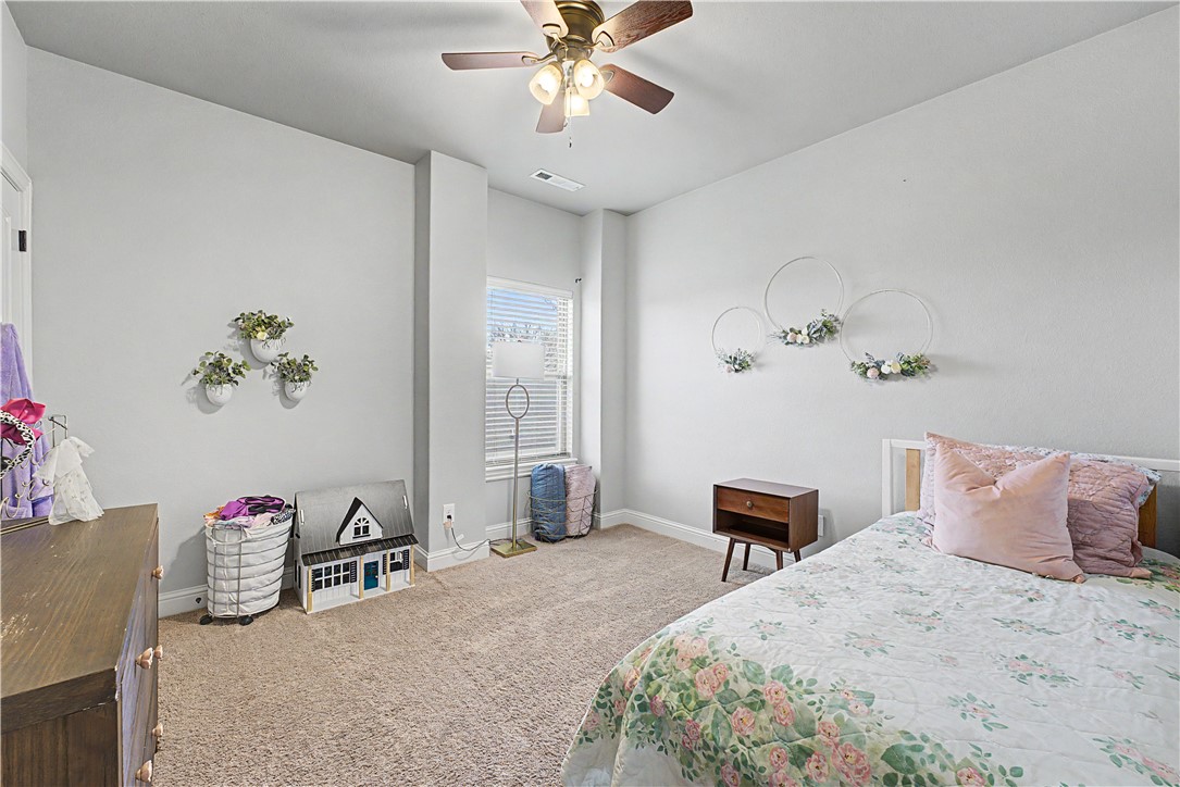 Hamptons, The Cave Spgs - Residential