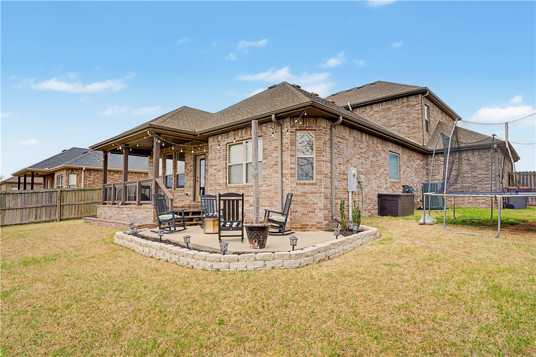 Hamptons, The Cave Spgs - Residential