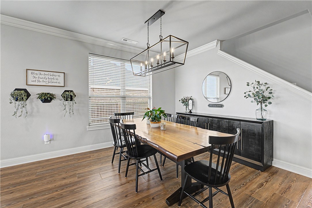 Hamptons, The Cave Spgs - Residential