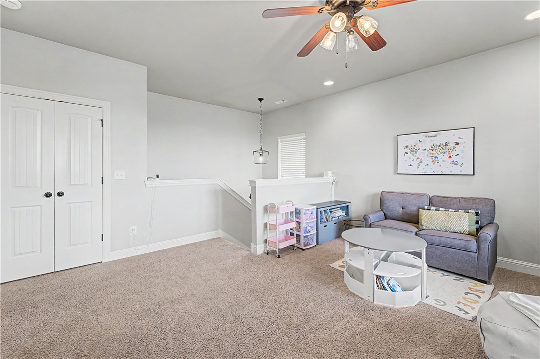 Hamptons, The Cave Spgs - Residential