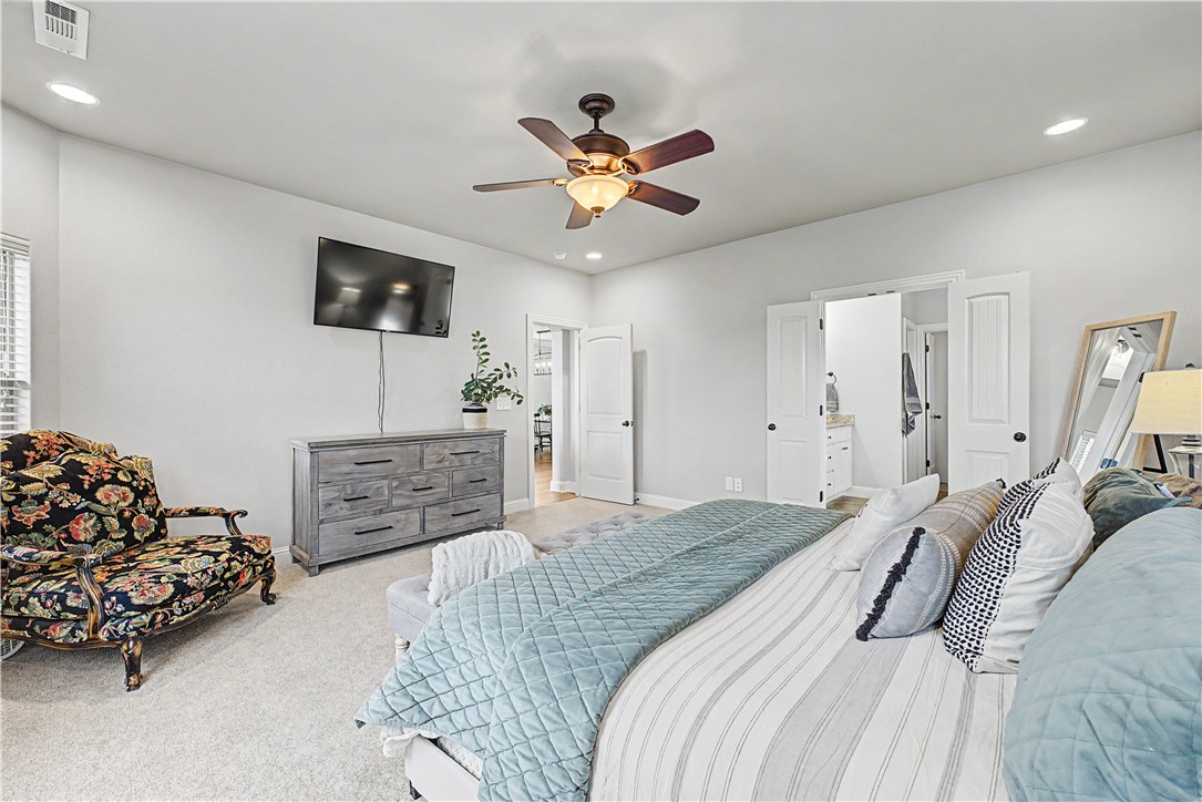 Hamptons, The Cave Spgs - Residential