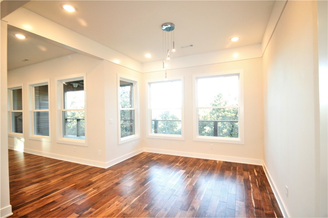 SUMMIT PLACE - Residential