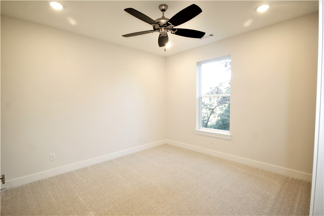 SUMMIT PLACE - Residential