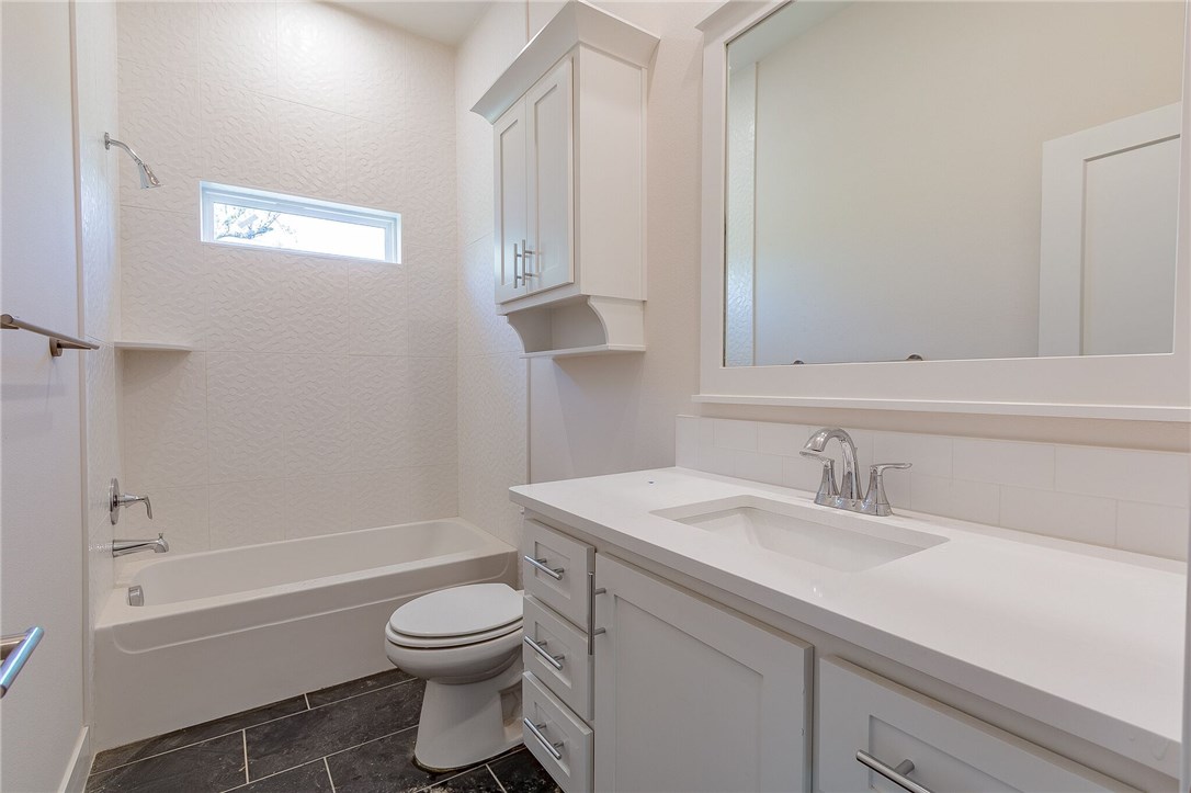 SUMMIT PLACE - Residential