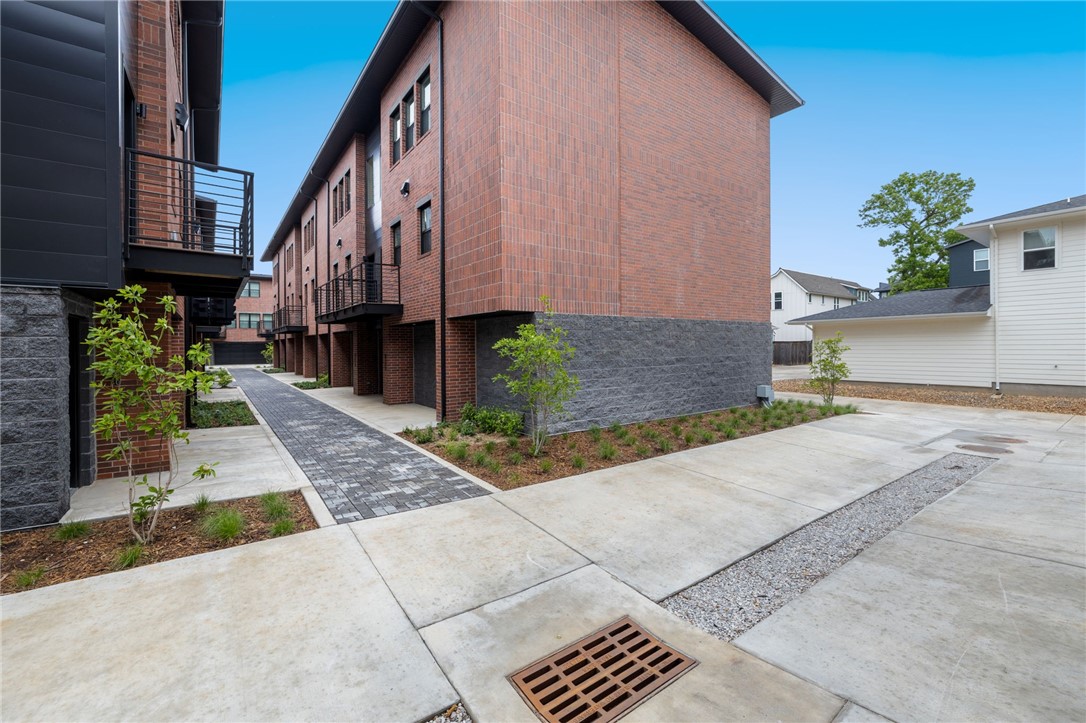 DUNN & DAVIS ADD-BENTONVILLE - Residential