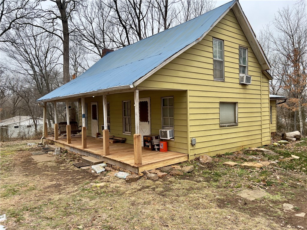 11-16-31 FAYETTEVILLE OUTLOTS - Residential