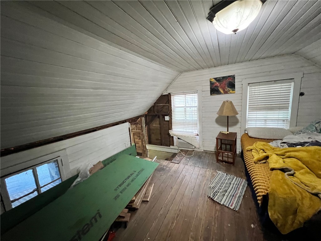 11-16-31 FAYETTEVILLE OUTLOTS - Residential