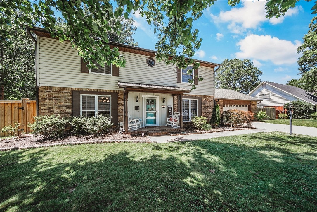 Photo 1 of 39 — 808 Holiman Street, Springdale, AR 72762
