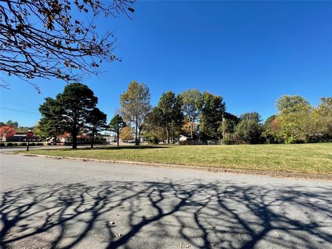 Photo of Main Drive, Springdale, AR 72764 (MLS # 1327644)