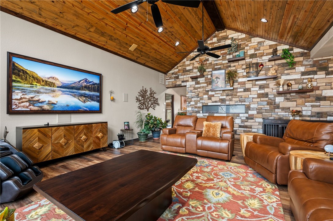 Fianna Hills - Residential