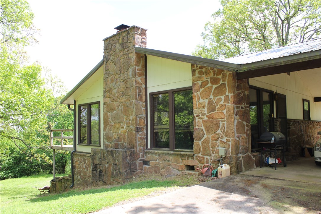 617 Hilltop Circle