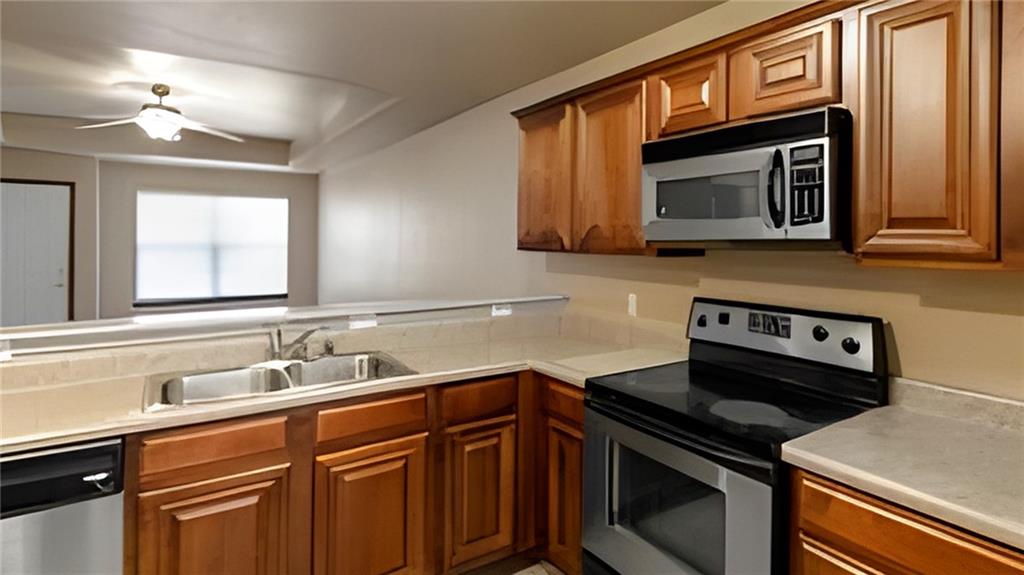 Trinity Place Triplex Units - Residential