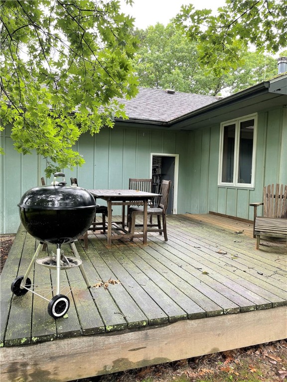Unit 8 Holiday Island - Residential