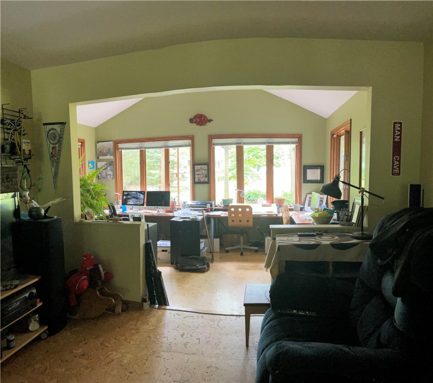 Unit 8 Holiday Island - Residential