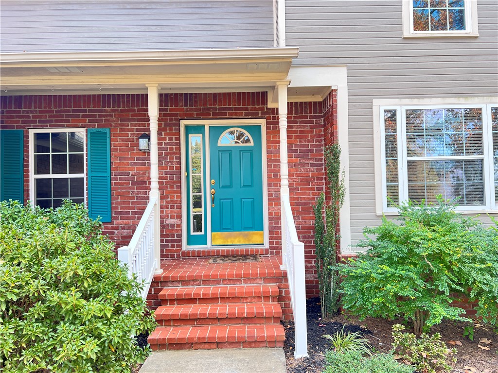 Cliff & Stream - Residential