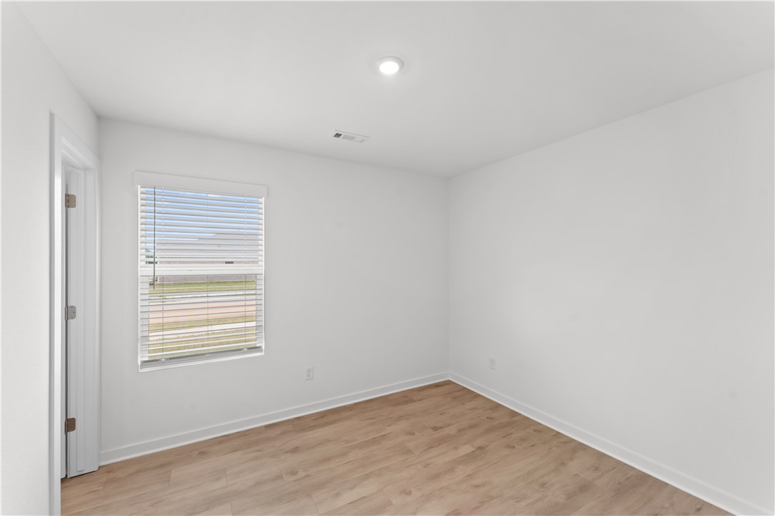 West Wind, Phase 1 - Residential Lease