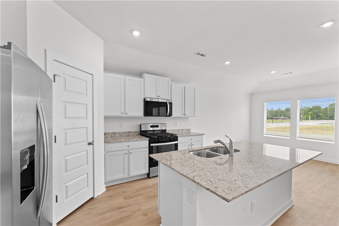 West Wind, Phase 1 - Residential Lease