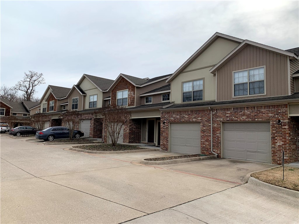 View Fayetteville, AR 72703 townhome