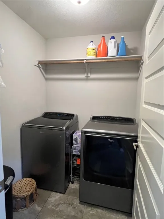 Bentonville, Arkansas 72713, United States, 4 Bedrooms Bedrooms, ,2 BathroomsBathrooms,Residential,Active,152442