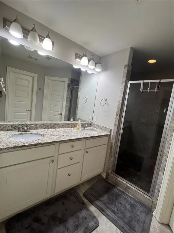 Bentonville, Arkansas 72713, United States, 4 Bedrooms Bedrooms, ,2 BathroomsBathrooms,Residential,Active,152442