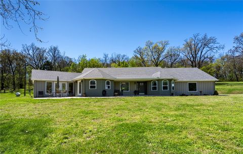Photo of 23001 Honey Creek Road, Sulphur Springs, AR 72768 (MLS # 1341862)