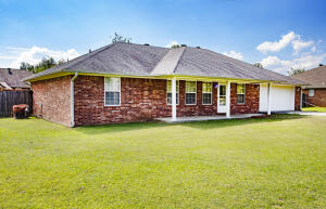 This Beautiful Pottsville Property is one you don't want to miss! Traditional home located in the Pottsville School District. Home offers 3BR, 2 Bath, Split floor plan for Master Suite Privacy. Features include Home Office, 2 car garage, covered patio, oversized master walk-in closet. Outside enjoy the privacy of a fenced-in backyard, covered patio, and storage Shed. Back inside enjoy space for the entire family in the 1,841 sq. ft. floor plan. Easy to Show! Call your Agent Today!
