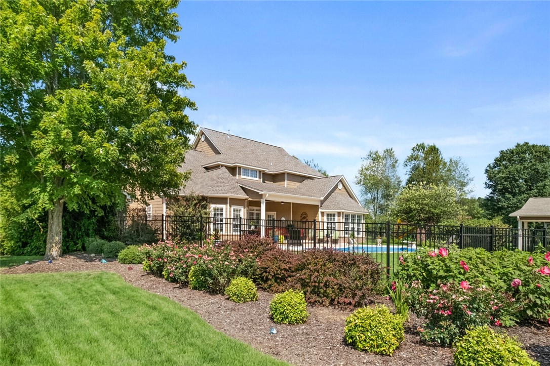 Gilchrist Meadows - Residential