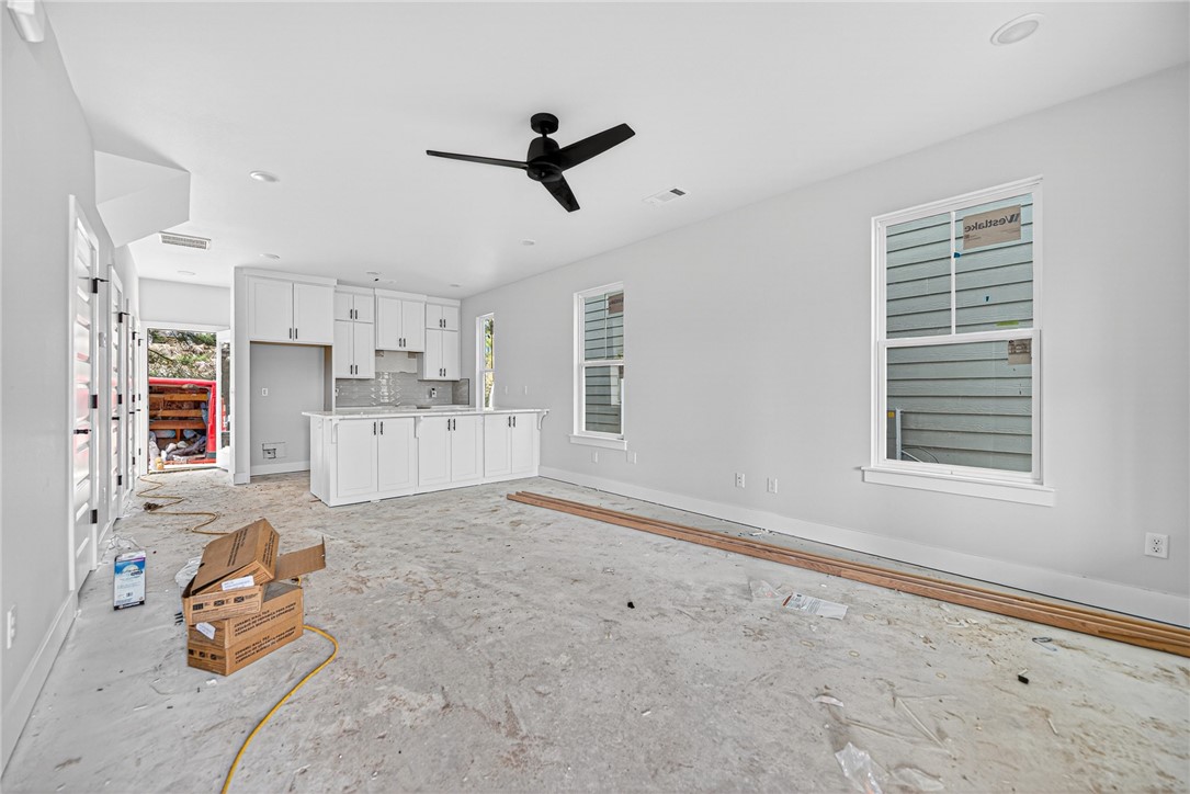 Fayetteville Outlots - Residential Lease