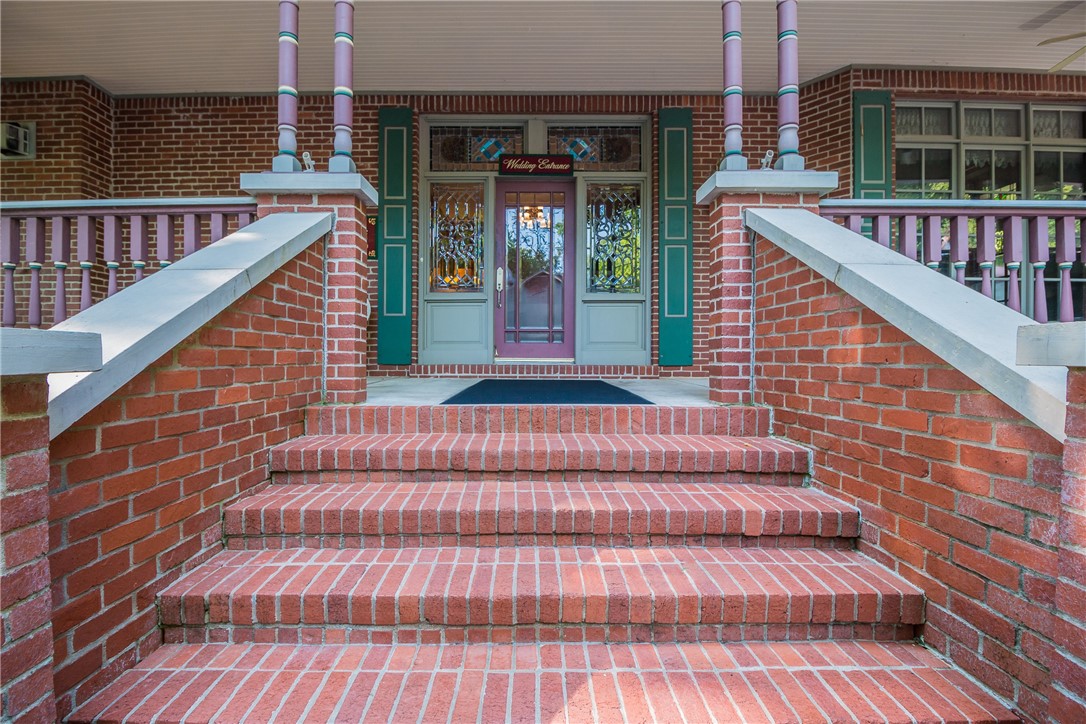 Magnetic Bays - Residential