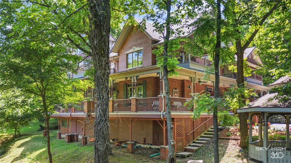 Magnetic Bays - Residential