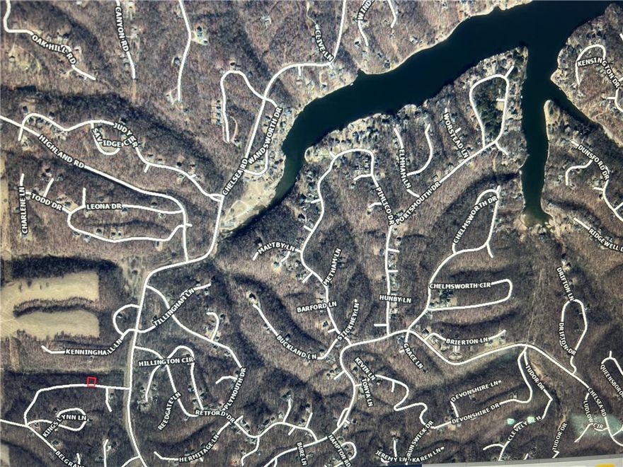 WOW!!!  Chelsea Road Corridor, South of Windsor.  1/4 Mile from Lake Windsor Pavilion Park!  2/3 a Mile from Little Sugar Trailhead and Tunnel Vision Trail.  Less than 2 miles from the New Oz Trail Park. This lot is in Bentonville Scools and has access to the Newest and most Buzzed about Amenities in Bella Vista.  
The Oz Trails Bike Park in Bella Vista is poised to be a premium, lift-served mountain biking facility in Northwest Arkansas, offering over 20 miles of trails, a high-speed lift, strong amenities, and access for riders of varying skill levels. The novelty of a bike-lift in Arkansas is a game-changer. Openings are planned for 2026. There will be hiking trails with art installations throughout, dining, bike pro-shop and rentals.  Bella Vista is the crown jewel of the Mountain Bike Capital of the World and well established as the best in NWA for Resort & Recreation Living.