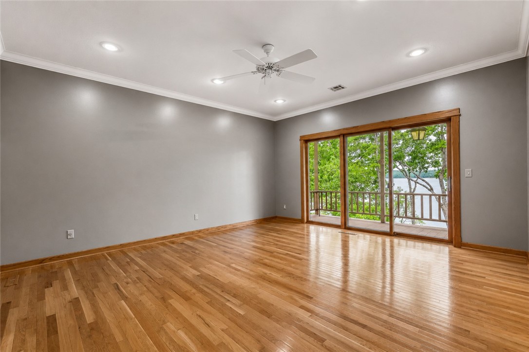 Lisa Capri Sub Rurban - Residential
