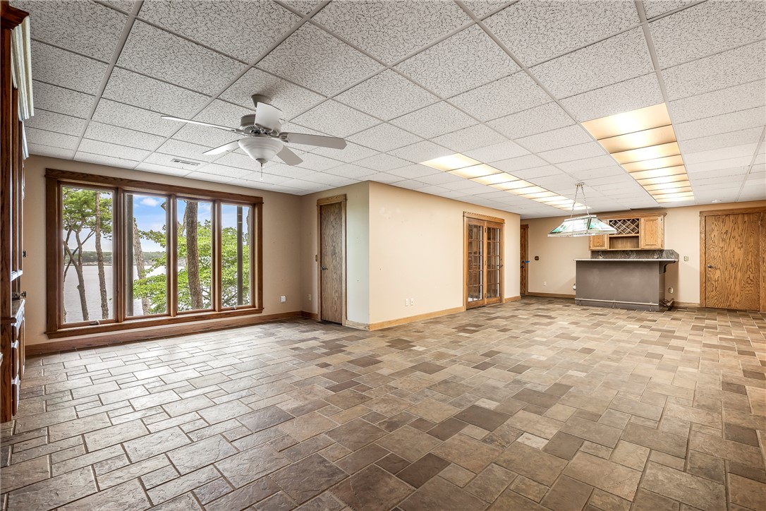 Lisa Capri Sub Rurban - Residential