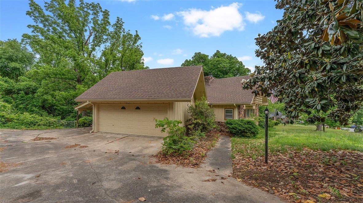 Hillview 2Nd Add - Residential