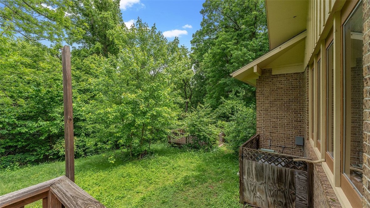 Hillview 2Nd Add - Residential