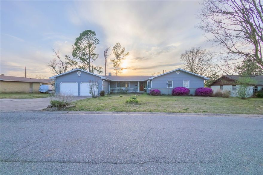 Very nice and well kept, 4 bedroom house in a great central Rogers location close
to shopping , schools and the Library. Lot of recent upgrades - New Roof, guttering, siding, fence and water heater in
2024 and a new mini-split for the sunroom in 2026. Lots of counterspace in the kitchen and a huge 3 basin farmers sink.
Living room has patio doors open to the sunroom and a wood burning fireplace insert with a blower. Fourth bedroom has
2 walk-in closets and its own side porch/patio. Washer, Dryer and the Refrigerator in the kitchen can convey.