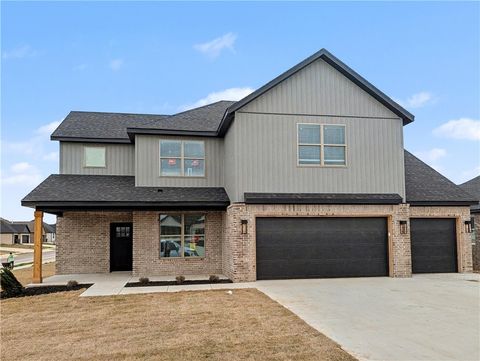 Photo of 4726 Farmhouse Street, Springdale, AR 72762 (MLS # 1338876)