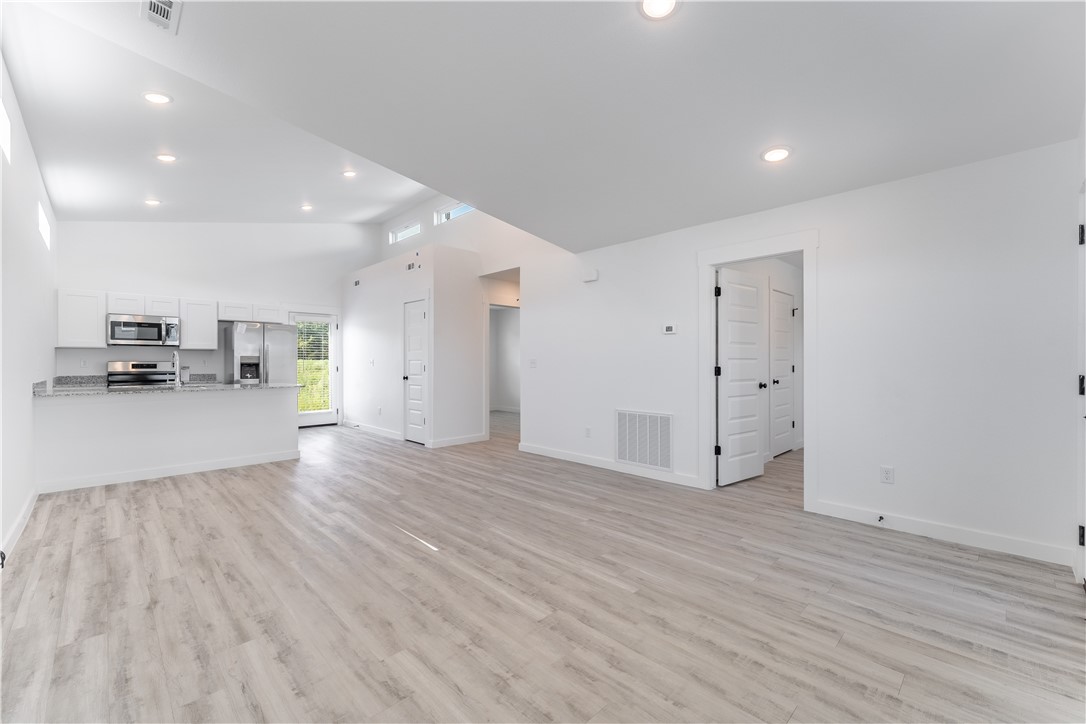 FEATHERSTON VILLAGE PH 2-CENTERTON - Residential