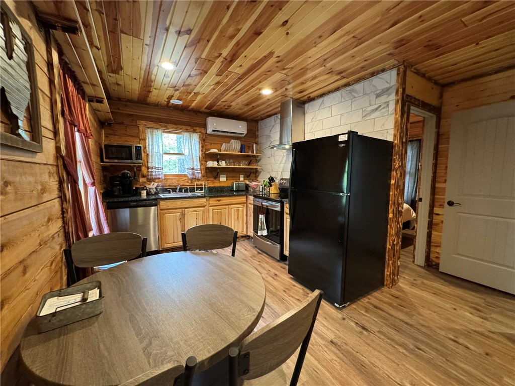 Woodland Terrace Farms - Residential