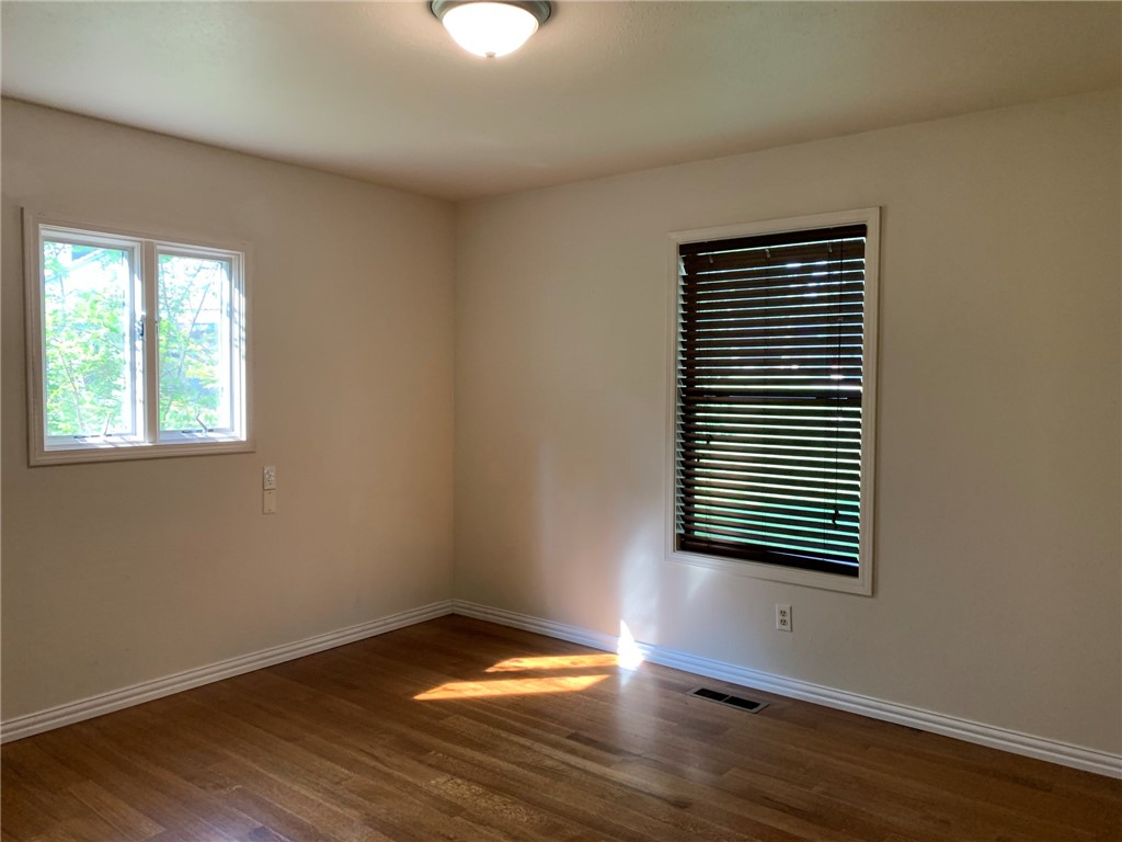 Rural Oaks Sub Rogers - Residential Lease