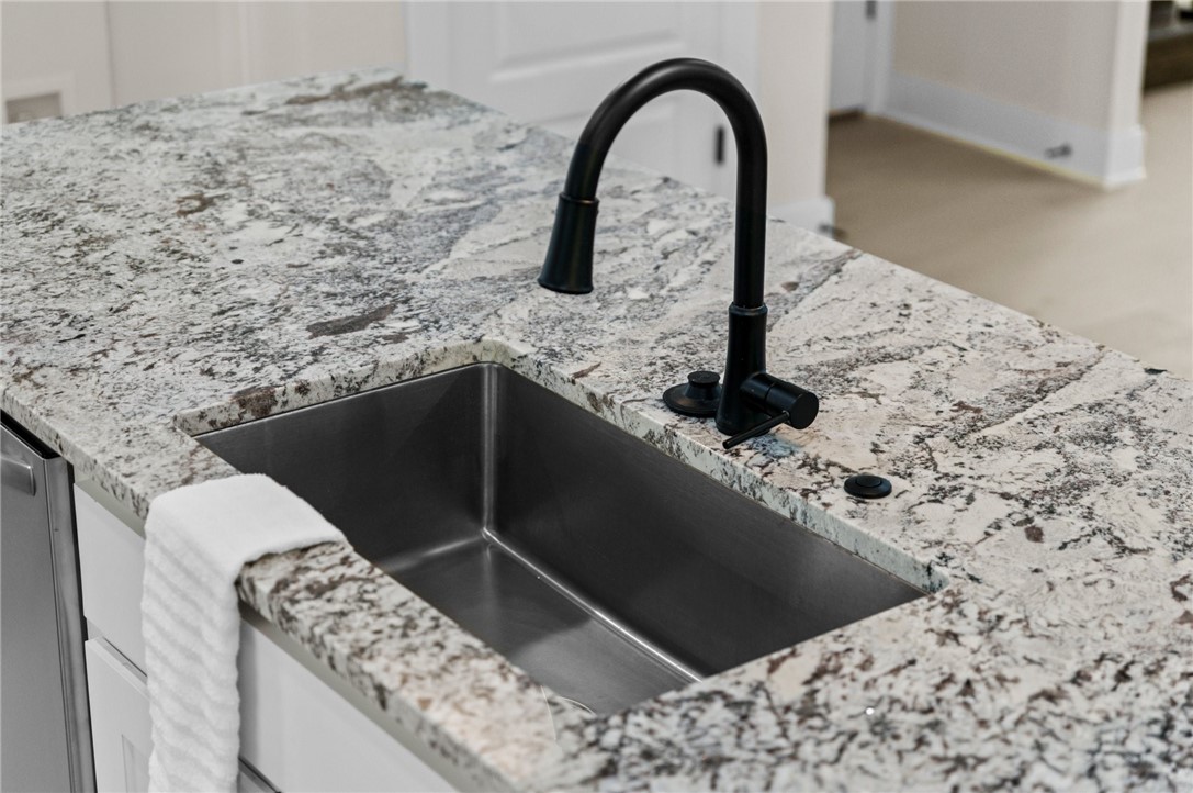 Norfolk Sub Bvv - Residential Lease