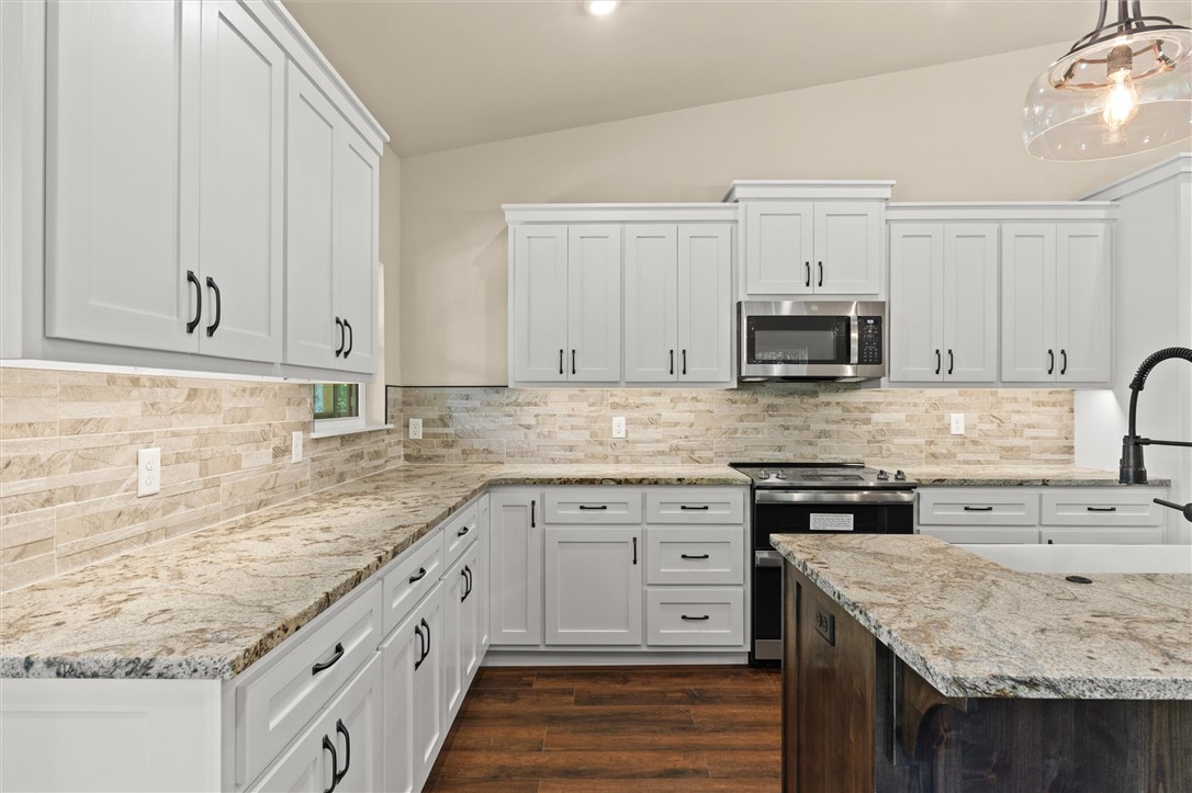 WITHROW OAKS SUBDIVISION - Residential