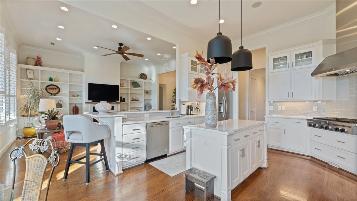 Shadow Valley Ph Vi Rogers - Residential