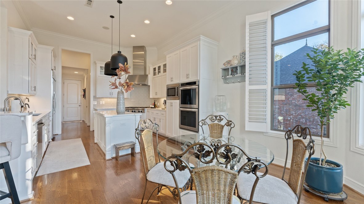 Shadow Valley Ph Vi Rogers - Residential