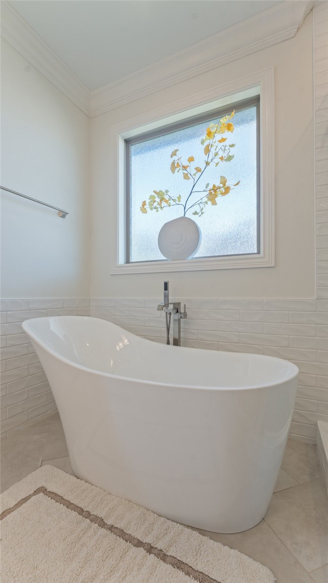 Shadow Valley Ph Vi Rogers - Residential