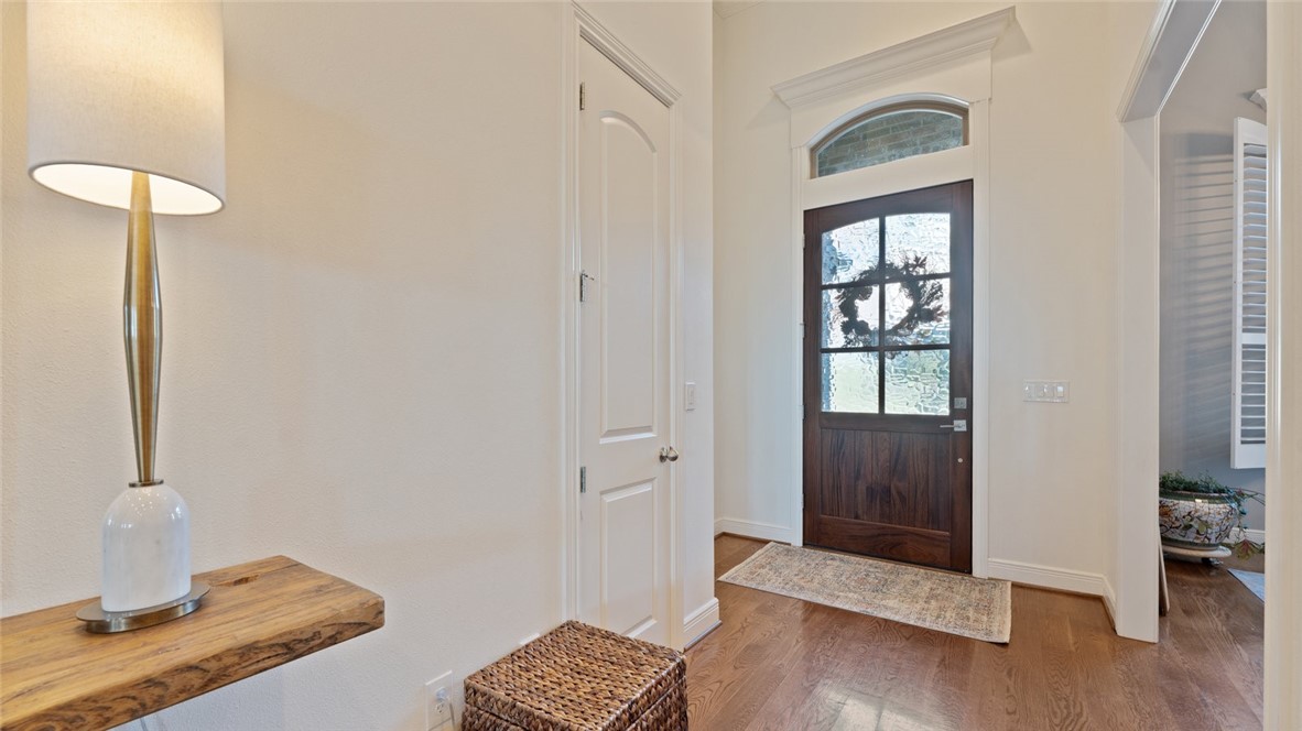 Shadow Valley Ph Vi Rogers - Residential